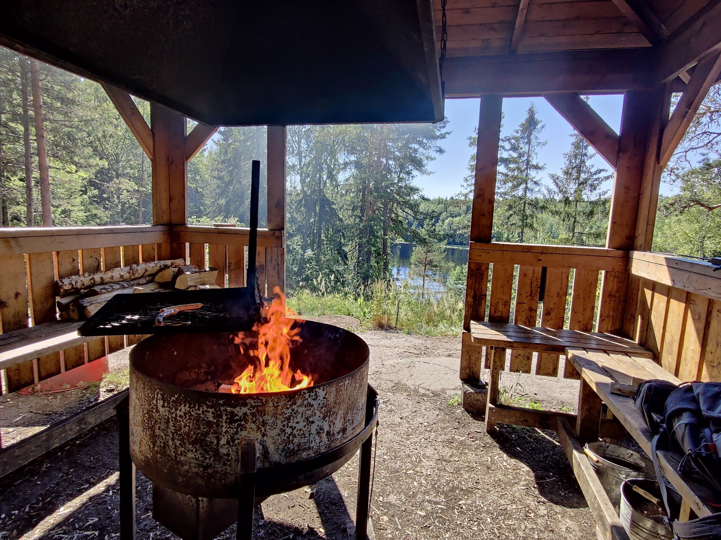 Bisajärvi Cooking Shelter (Bisajärven keittokatos)